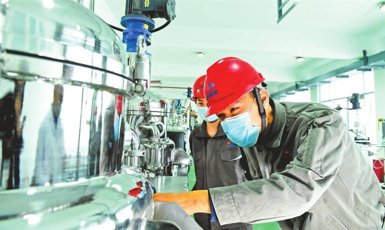 工業(yè)澎湃新動(dòng)能 濮陽(yáng)生物基材料技術(shù)研發(fā)引領(lǐng)產(chǎn)業(yè)綠色轉(zhuǎn)型